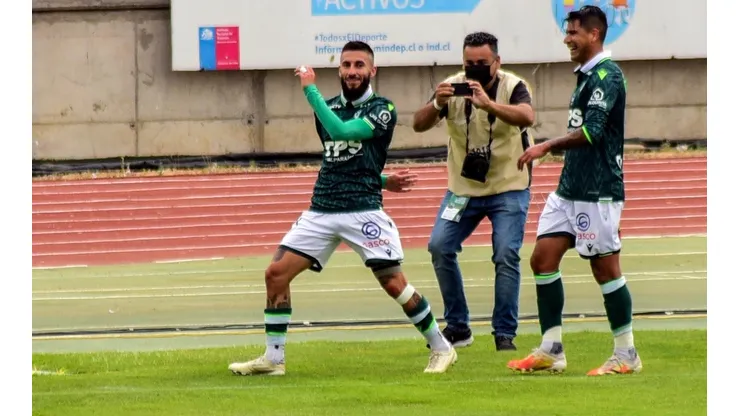 Marco Medel estuvo con todas las luces encendidas en la contundente victoria de Santiago Wanderers sobre Colo Colo