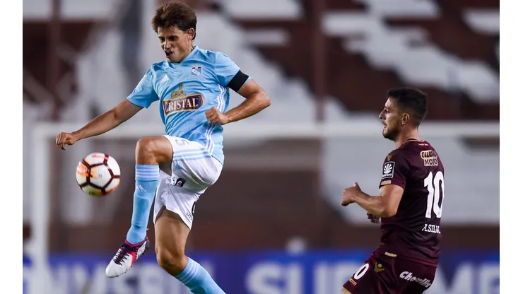 Omar Merlo ante Lanús