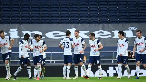 Tottenham quiere asegurar su paso a la final. Manchester United y Manchester City luchan por el otro cupo.