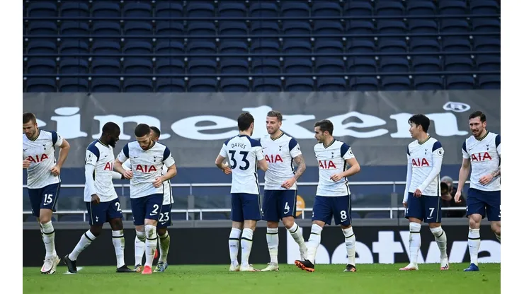Tottenham quiere asegurar su paso a la final. Manchester United y Manchester City luchan por el otro cupo.