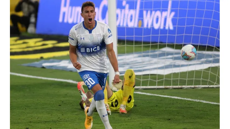 Valencia abrió la ruta del triunfo cruzado ante Huachipato