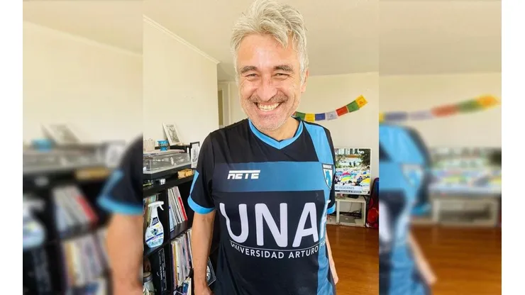 A ponerse las pilas Iquique: Jorge González se puso la camiseta de los Dragones Celestes.