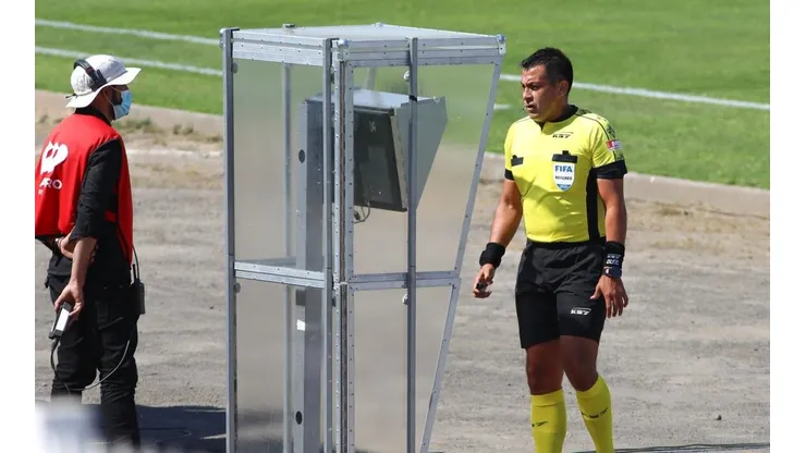 Julio Bascuñán estará en el VAR del Mundial de Clubes
