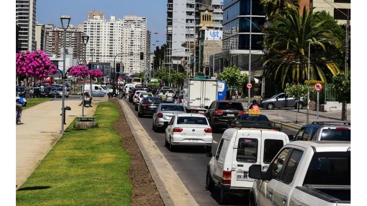Las principales urbes del país se preparan para recibir a turistas en fechas estivales.
