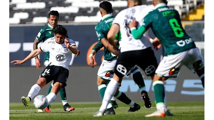 Matías Fernández salió lesionado con Antofagasta y es duda.