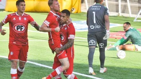 Buen sábado para la Calera, que queda atenta a la UC. Amargo día para Iquique y Colo Colo con la U juegan este domingo.