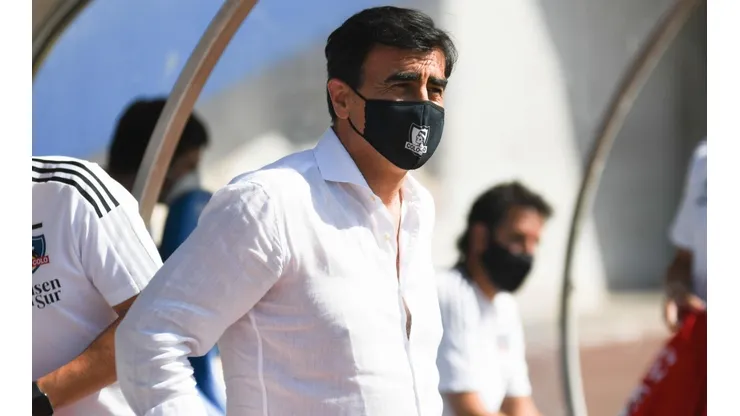 Quinteros fue criticado por los hinchas albos por su ordinario gesto.