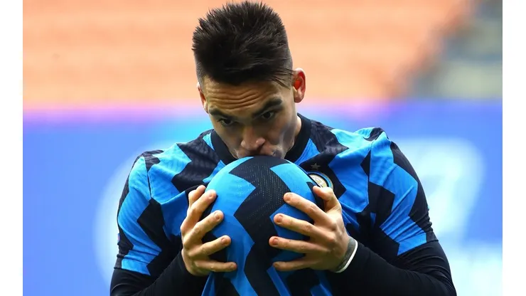 Tres goles y un autogol que prácticamente fue obra suya timbró Lautaro Martínez por Inter ante Crotone