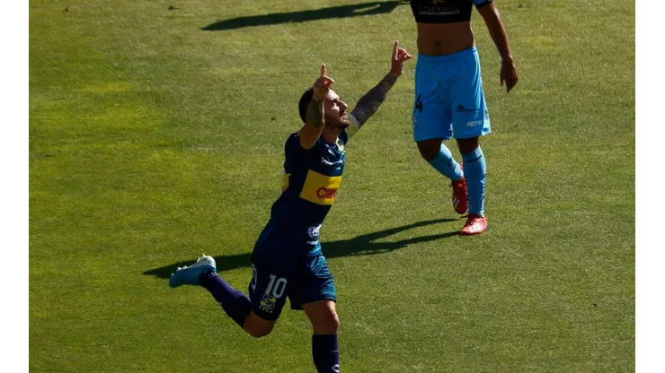 Everton derrotó a un Iquique que cae en picada complicado con el descenso en las dos tablas.