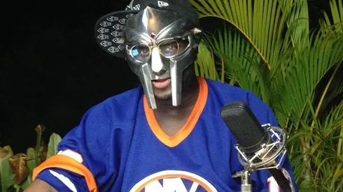 MF DOOM en una de las fotos que compartió en su Instagram.