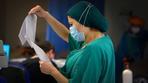 Los trabajadores de la salud tendrán un pequeño aporte del Estado.