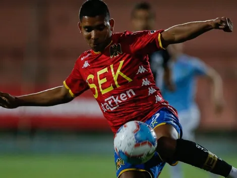 Palacios: "Les comenté mi deseo de quedarme en Unión Española"