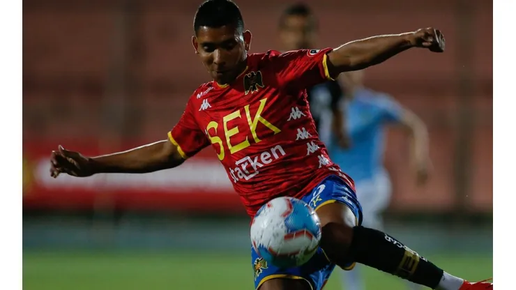 El delantero termina su contrato con los hispanos este 31 de diciembre.