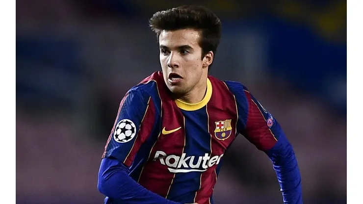 Riqui Puig... entre el Arsenal, AC Milan, Leeds United y el Betis de Pellegrini.