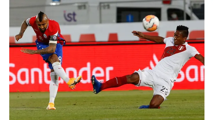 Arturo Vidal anotó uno de los mejores goles que se tenga recuerdo de la selección chilena ante Perú