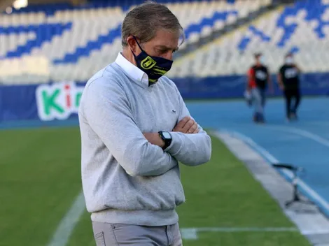 Eduardo Acevedo renuncia como DT de la UdeC en vivo