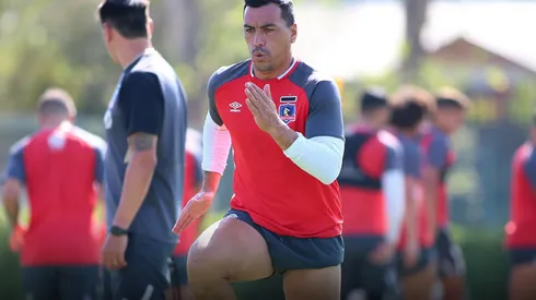 Esteban Paredes entrenando en el Monumental