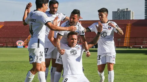 Cinco partidos en 15 días deberá afrontar Colo Colo.
