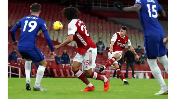 El Arsenal toma aire tras vencer al Chelsea a punta de golazos