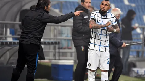 Vidal confesó que pudo ir a otro club con Conte