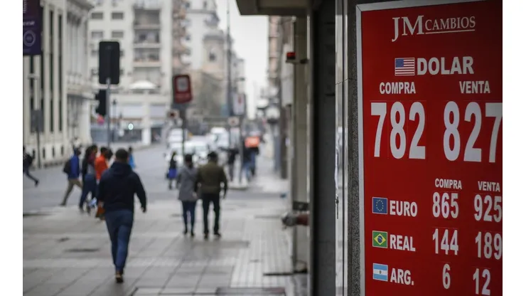 Precio del dólar va a la baja