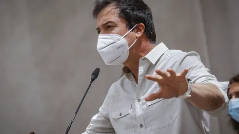 Ministro de Economía comenta el nuevo Plan Paso a Paso