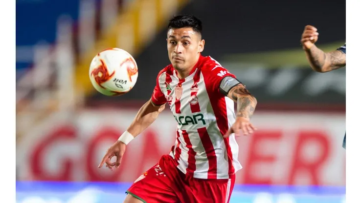 Baeza refuerza al Toluca