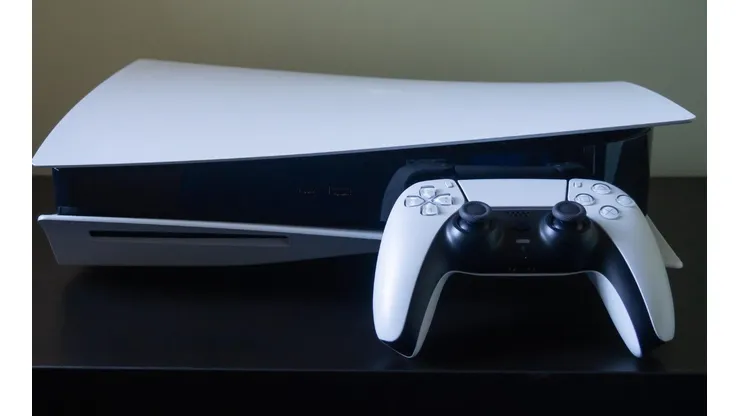 PS5 te avisa si arrancas un juego de PS4 y no su versión mejorada