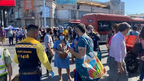 La intersección de Avenida Pajaritos con Avenida 5 de Abril.