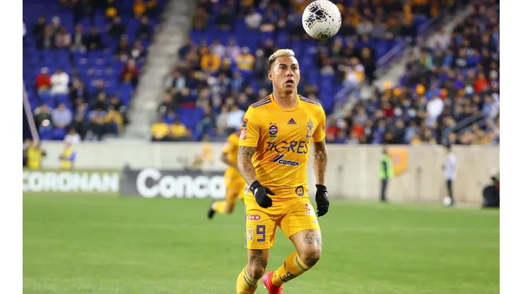 Eduardo Vargas ante el NY City en la Concachampions