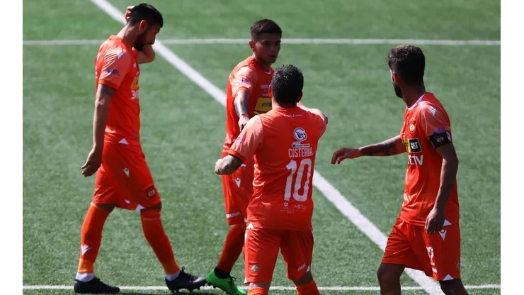 Cobreloa y Magallanes empataron 1-1 en San Bernardo por la Primera B.