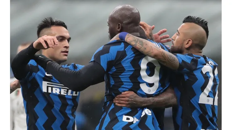 El Inter va por el primer lugar en la Serie A.