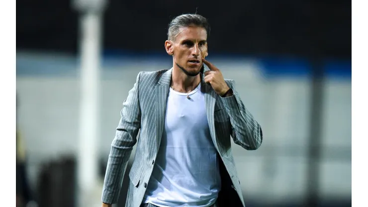 Racing va por las semis ante Boca