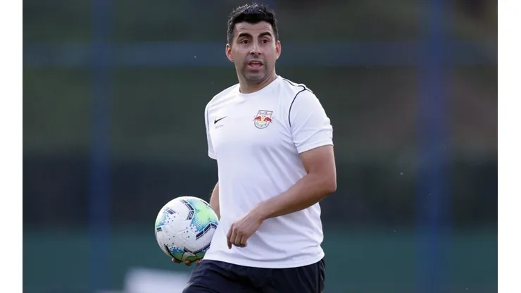 Claudio Maldonado reemplazará al entrenador titular de Red Bull Bragantino ante Palmeiras.