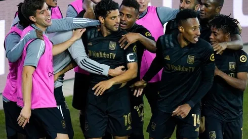 Carlos Vela festejó su gol ante el América dedicando un insulto a Las Águilas... ¿para que lo fichen?