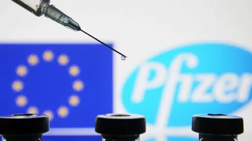 Se espera vacuna a 15 millones de personas en el primer trimestre del 2021.