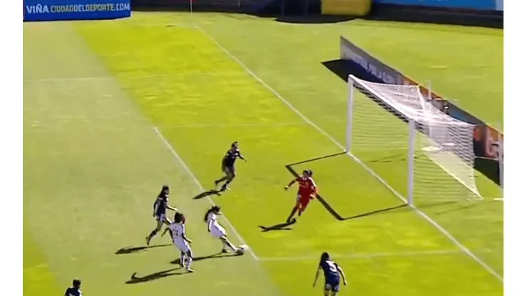 El golazo de rabona de Santiago Morning en la final femenina contra la U.