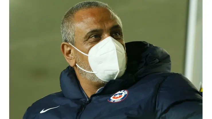 Milad llamó al autocuidado de los futbolistas luego que Curicó se fuera a cuarentena total.