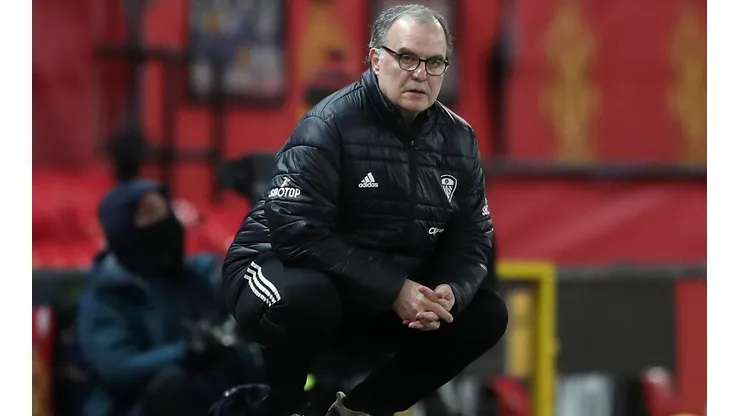 El técnico rosarino lamentó la derrota del Leeds en la Premier League.