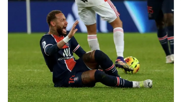 Neymar presenta una contusión ósea en su tobillo.