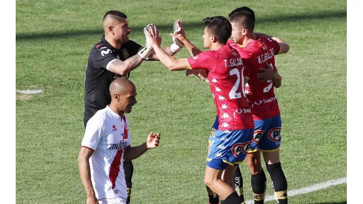 Unión Española se ubica en el tercer lugar del torneo.