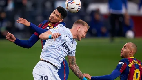 Barcelona no pudo meterse en la parte alta