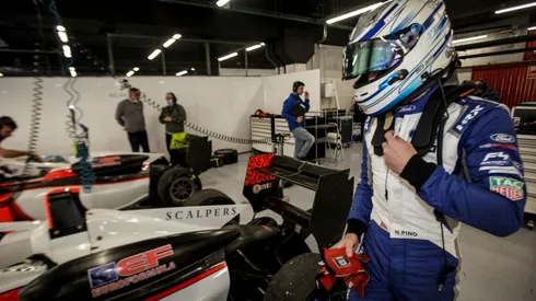 Pino busca apoyo financiero para continuar su carrera en lo más alto del automovilismo.