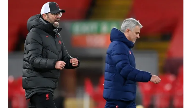 Jürgen Klopp y José Mourinho luego del triunfo del Liverpool