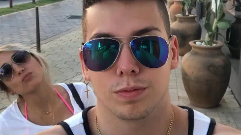 Nano Calderón junto a su polola Rebeca Naranjo.