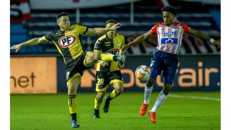 Coquimbo Unido recibe a Junior de Barranquilla para disputar el paso a la semifinal de la Copa Sudamericana.