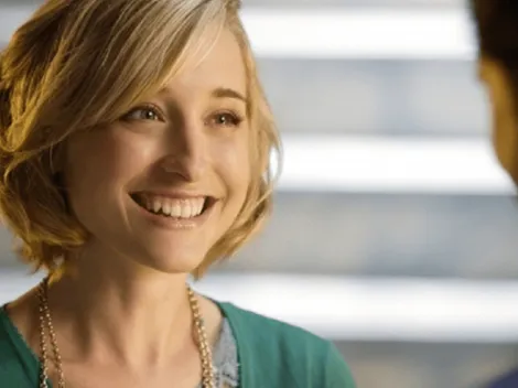 Actriz de Smallville Allison Mack pide el divorcio