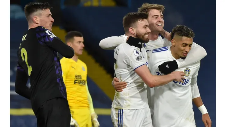 Guerra de goles en el triunfo del Leeds contra Newcastle.