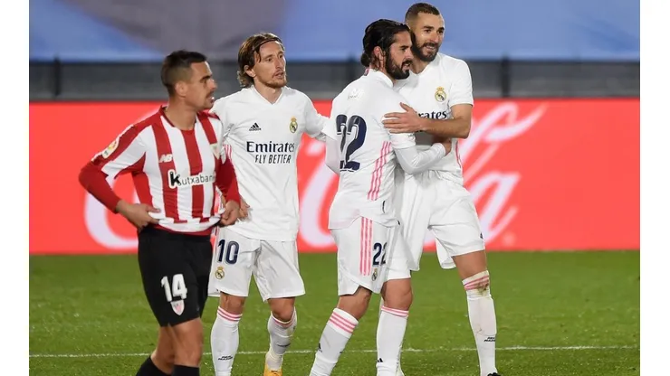 Real Madrid derrotó al Athletic con gol de Kroos y doblete de Benzema.