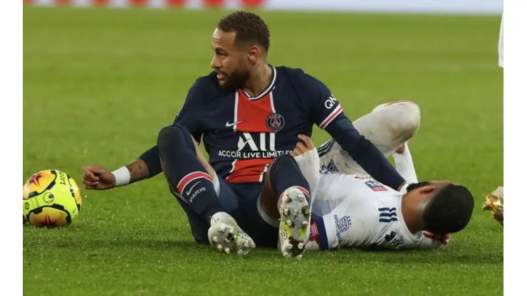 Los médicos del PSG harán más exámenes para descartar daño en los ligamentos.
